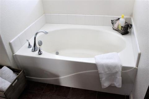 370 E Abbott Ave, Reedley, CA 93654 photo 33