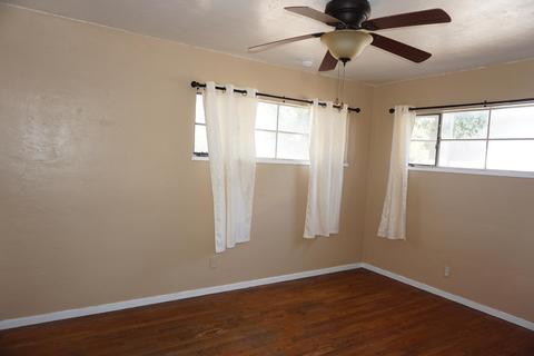 1004 E Kaweah Ave, Visalia, CA 93292 photo 31
