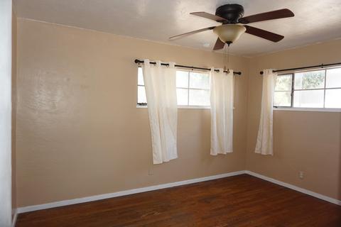 1004 E Kaweah Ave, Visalia, CA 93292 photo 24