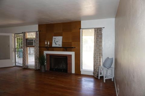 1004 E Kaweah Ave, Visalia, CA 93292 photo 6