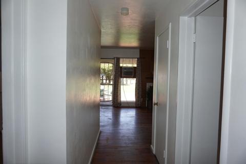 1004 E Kaweah Ave, Visalia, CA 93292 photo 13