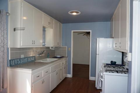 1004 E Kaweah Ave, Visalia, CA 93292 photo 16