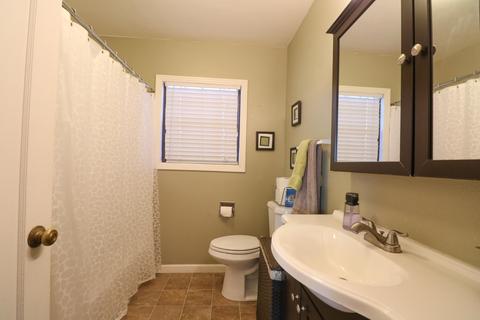 1372 E Sequoia Ave, Tulare, CA 93274 photo 13