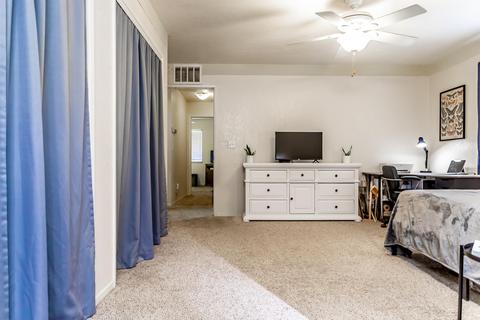 2222 E Myrtle Ct, Visalia, CA 93292 photo 22