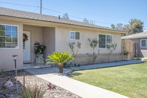 241 E Lynn Ave, Tulare, CA 93274 photo 4