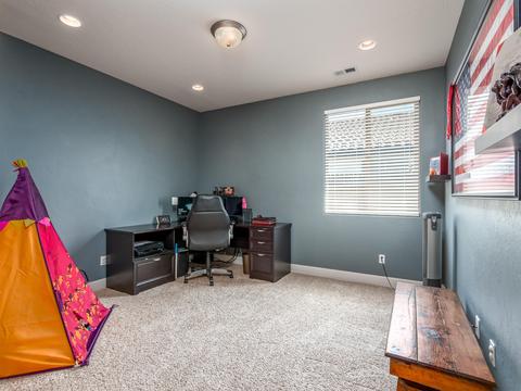 3924 E Harter Ct, Visalia, CA 93292 photo 14