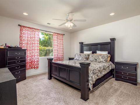 3924 E Harter Ct, Visalia, CA 93292 photo 9