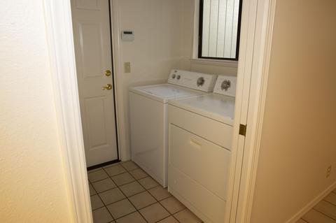 850 N Silvervale Dr, Visalia, CA 93291 photo 10