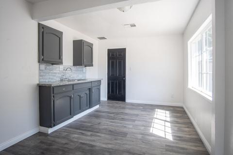 246 N Patsy St, Porterville, CA 93257 photo 12
