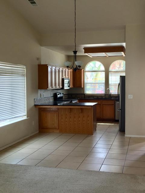 1558 Hawthorn St, Lemoore, CA 93245 photo 16