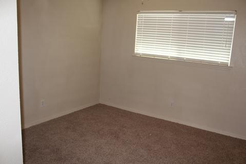 363 S Newman Rd, Tipton, CA 93272 photo 7