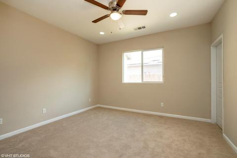 1694 Firestone Dr, Tulare, CA 93274 photo 13