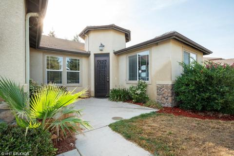 1694 Firestone Dr, Tulare, CA 93274 photo 1
