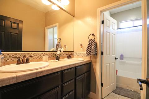 3003 E Sierra Ave, Tulare, CA 93274 photo 17
