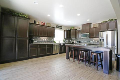 3003 E Sierra Ave, Tulare, CA 93274 photo 8