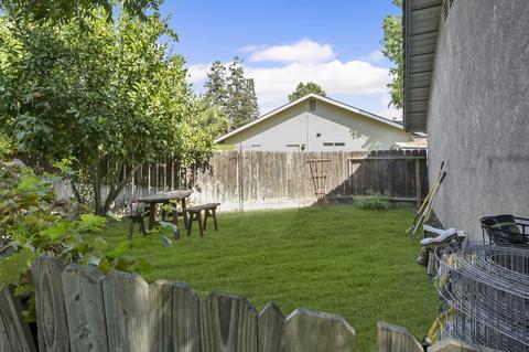 3610 E Acequia Ct, Visalia, CA 93292 photo 24