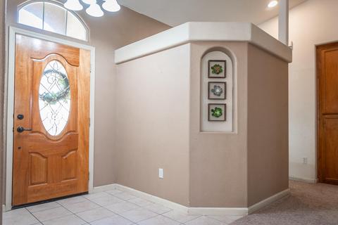 2420 E Center Ct, Visalia, CA 93292 photo 11