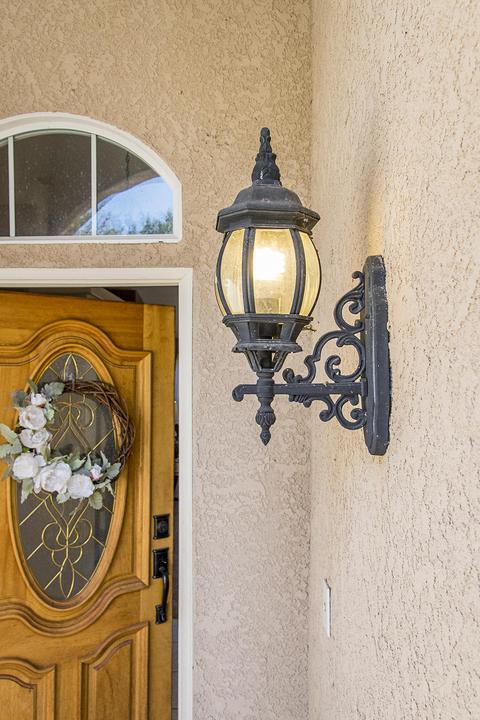 2420 E Center Ct, Visalia, CA 93292 photo 5