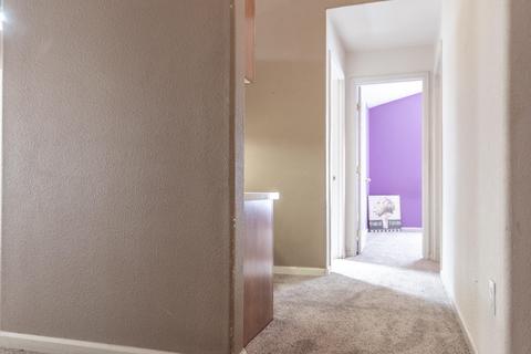 2420 E Center Ct, Visalia, CA 93292 photo 23