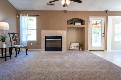 2420 E Center Ct, Visalia, CA 93292 photo 9