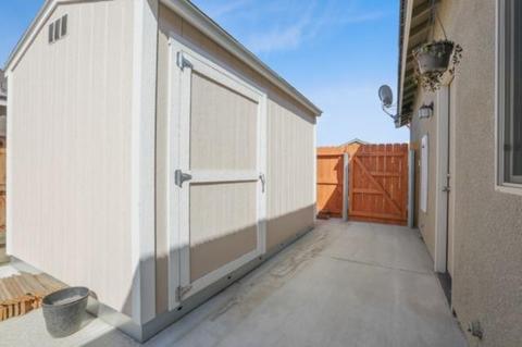 1803 Silvervale St, Visalia, CA 93291 photo 24