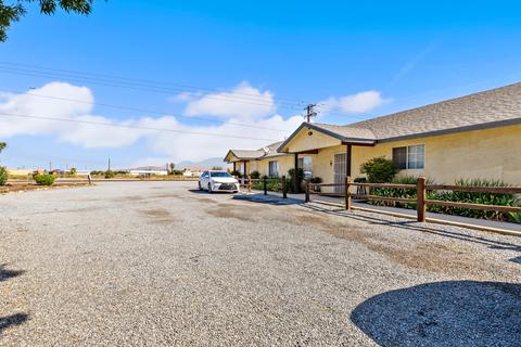 120 E Lindmore St, Lindsay, CA 93247 photo 4