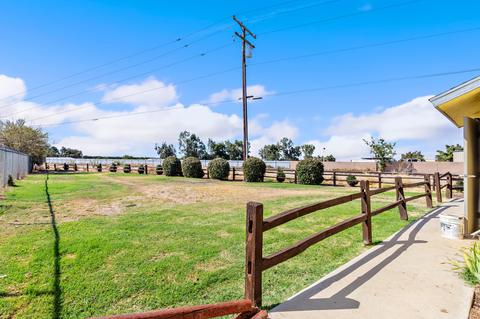 120 E Lindmore St, Lindsay, CA 93247 photo 8
