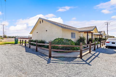 120 E Lindmore St, Lindsay, CA 93247 photo 5