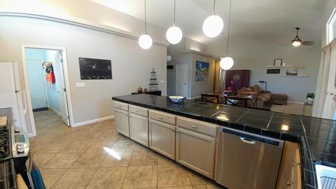 2222 N Carson Ct, Visalia, CA 93291 photo 9