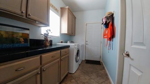2222 N Carson Ct, Visalia, CA 93291 photo 10