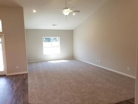 32037 Mountain View Rd, Visalia, CA 93291 photo 2