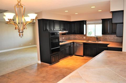 447 E Sandra Ave, Tulare, CA 93274 photo 12