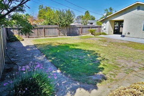 319 E 2nd St, Hanford, CA 93230 photo 36