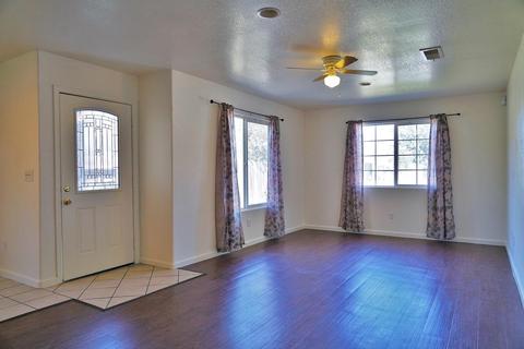 319 E 2nd St, Hanford, CA 93230 photo 13