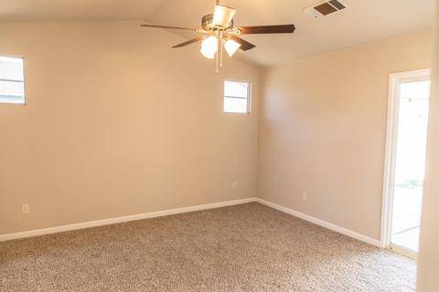 693 Crescent Ln, Lemoore, CA 93245 photo 19
