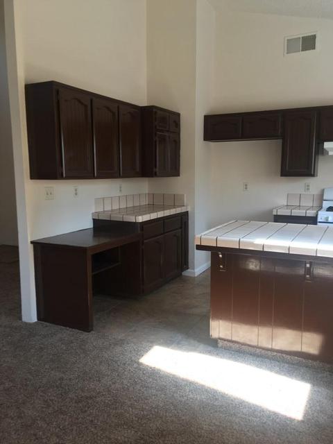 1227 E Ferguson Ave, Visalia, CA 93292 photo 4