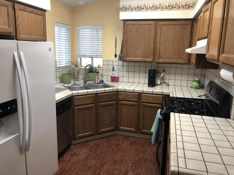 1805 E Westcott Ct, Visalia, CA 93292 photo 3