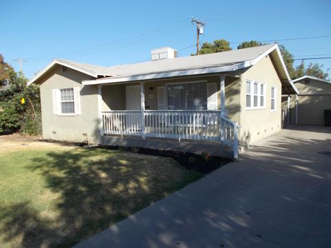 1060 E La Mesa Dr, Tulare, CA 93274 photo 2