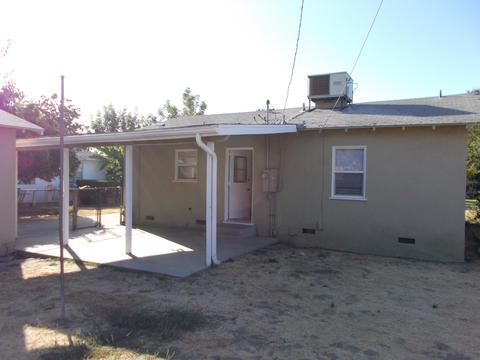 1060 E La Mesa Dr, Tulare, CA 93274 photo 10
