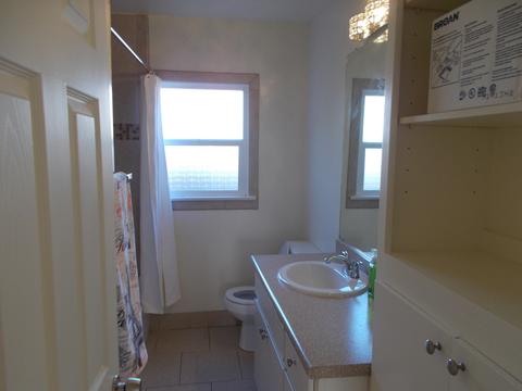 1060 E La Mesa Dr, Tulare, CA 93274 photo 8