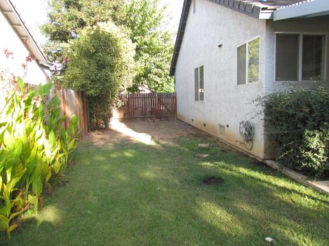 992 N Filbert Ave, Clovis, CA 93611 photo 33