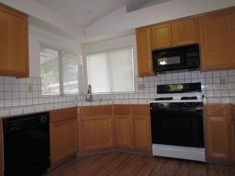 992 N Filbert Ave, Clovis, CA 93611 photo 7
