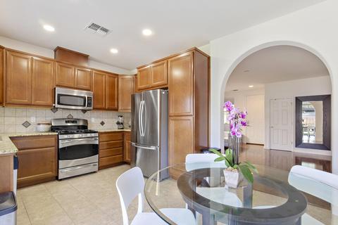 3816 E Cherry Ave, Visalia, CA 93292 photo 12