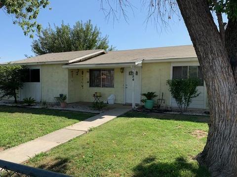 584 Walnut St, Pixley, CA 93256 photo 1