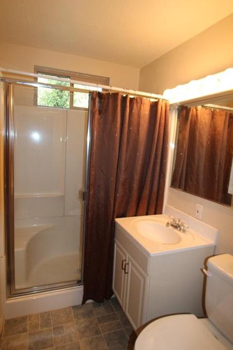 1264 Bourbon Dr, Springville, CA 93265 photo 9