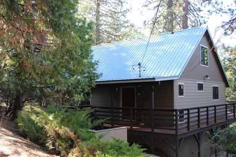 1264 Bourbon Dr, Springville, CA 93265 photo 2