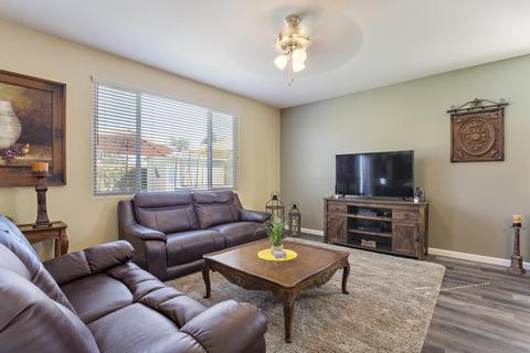 3110 N Shady Ct, Visalia, CA 93291 photo 9