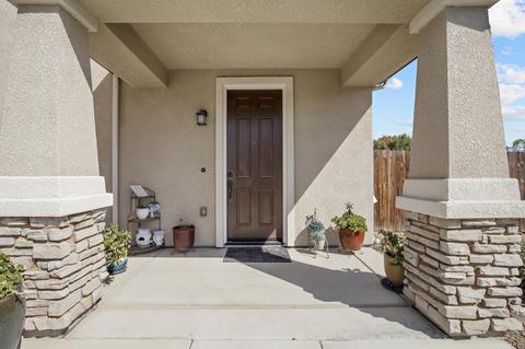 3110 N Shady Ct, Visalia, CA 93291 photo 5