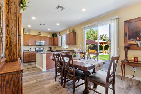 3110 N Shady Ct, Visalia, CA 93291 photo 11