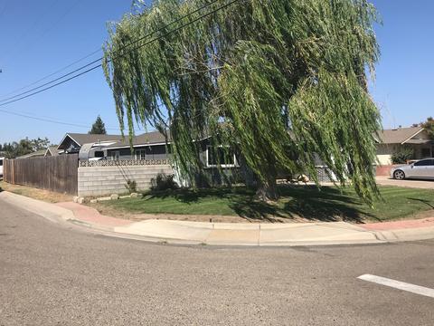 1578 W Maple, Tulare, CA 93274 photo 4